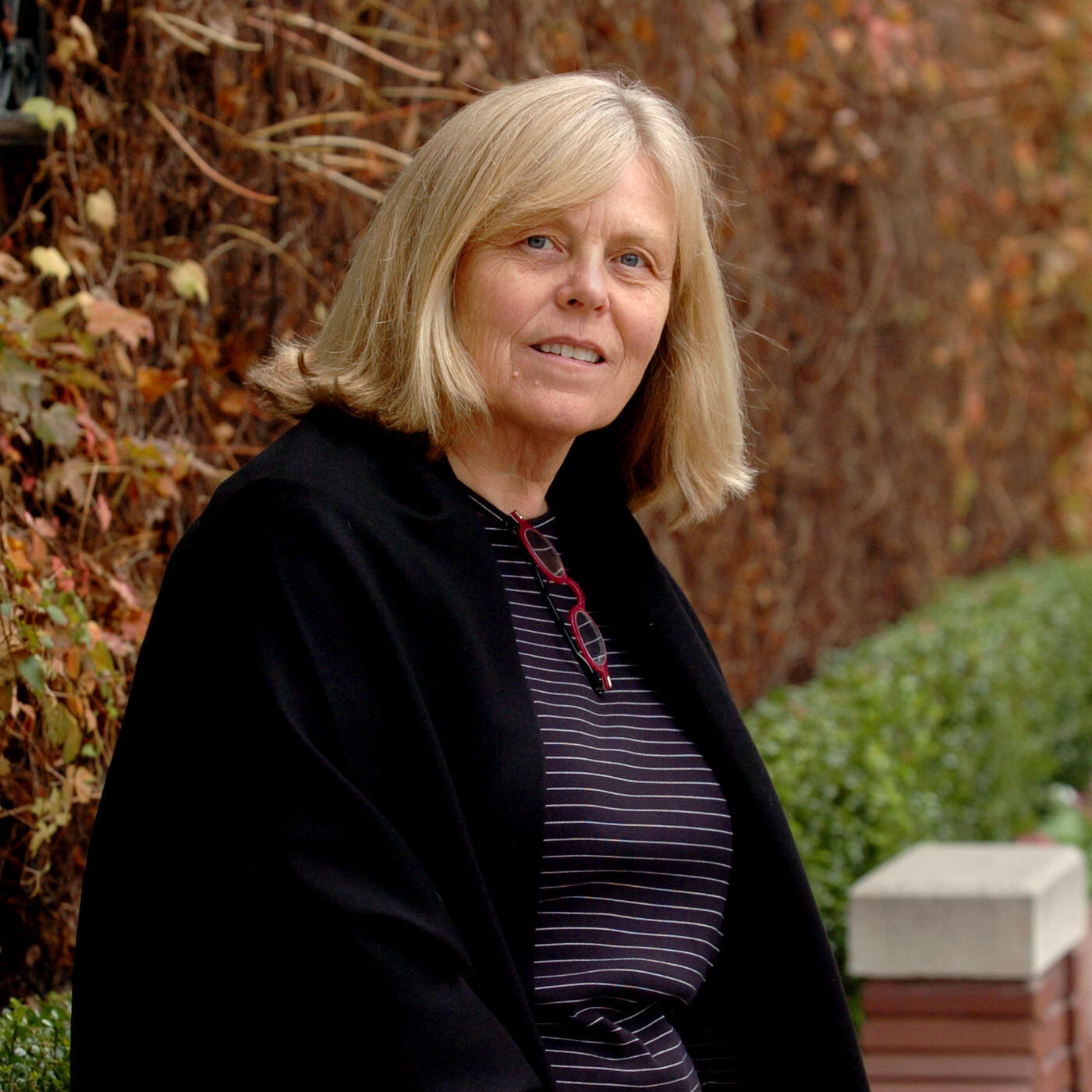 Ursula Hegi, Who Wrote Searing Novels About Nazi-Era Germany, Dies at 80