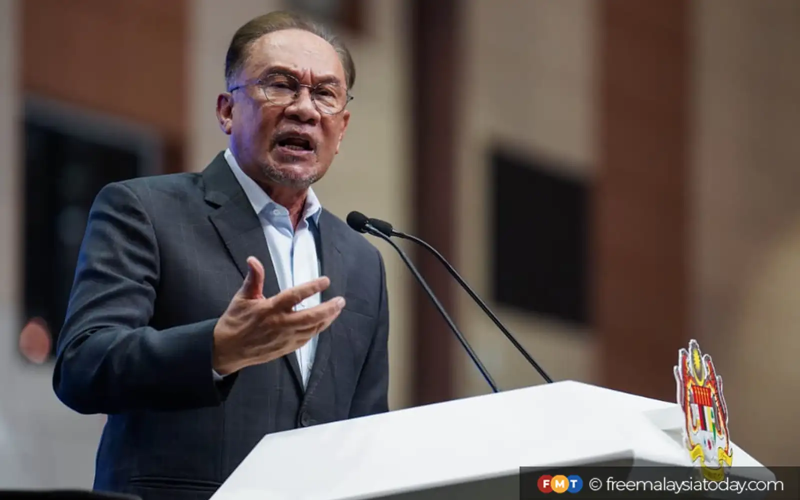 Anwar orders immigration dept to probe fatal Black Maria crash