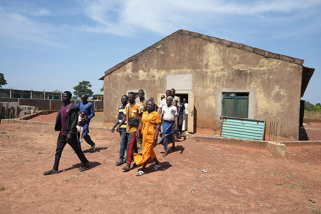Nigeria kidnap victims escape 'hellfire' captivity with deep scars