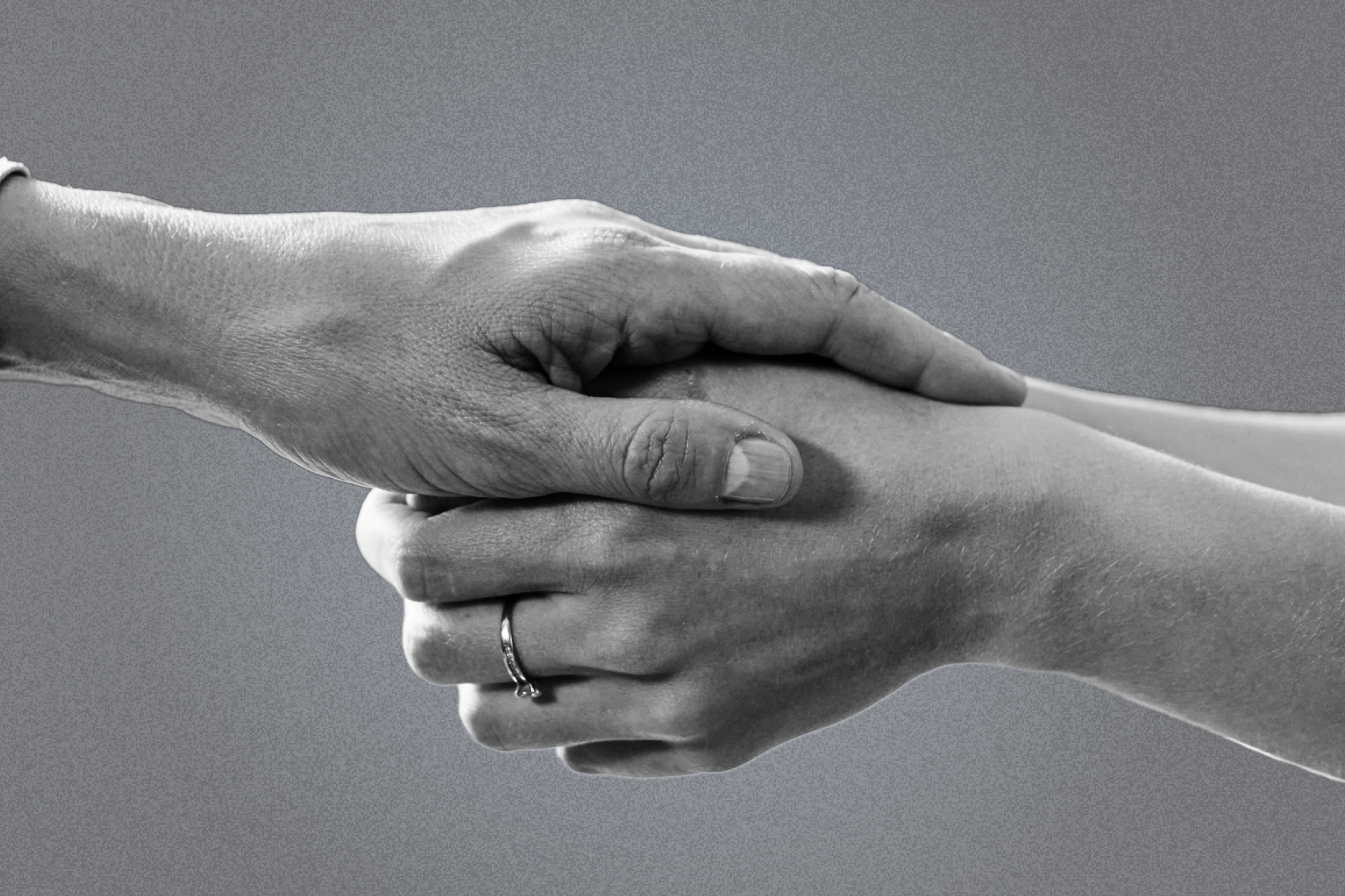 The Right Way to Tell Someone You’re Worried About Their Weight Loss