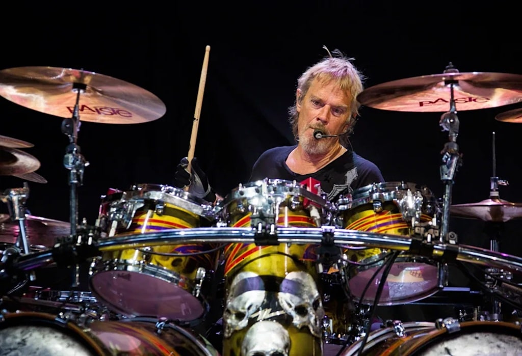 ZZ Top Drummer Frank Beard Dies at 77: Rock World Mourns