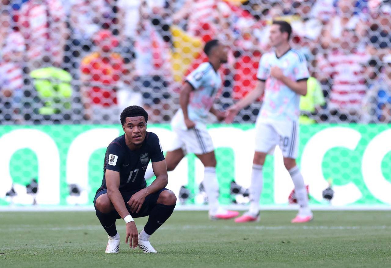 World Cup star Tillman criticizes ex-Leverkusen coach and fans as he leaves future open
