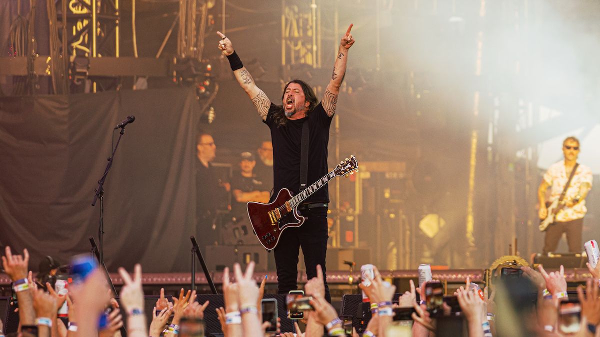 Foo Fighters Kick Off 2026 North American Tour with Queens of the Stone Age: Photos, Video + Setlists