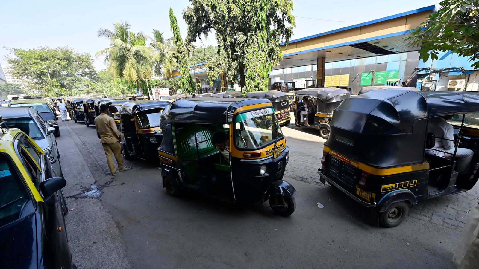 Delhi Tragedy: 1 dead, 6 injured after gas tank explodes at CNG station in Tikri Kalan