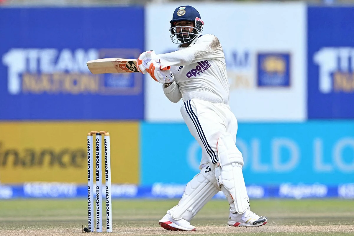 Rishabh Pant thanks ground staff at Galle