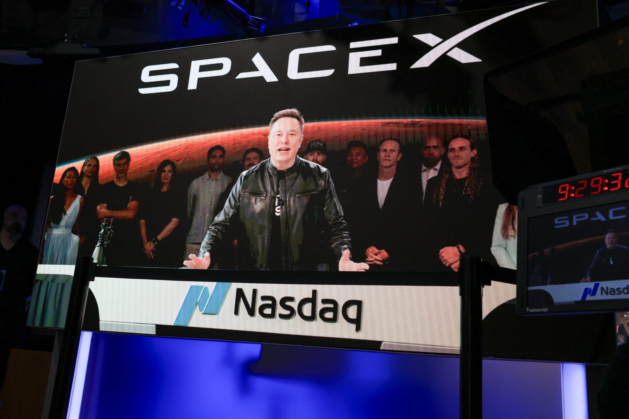 Is Elon Musk’s master plan with SpaceX to have rockets replace planes for global cargo delivery?