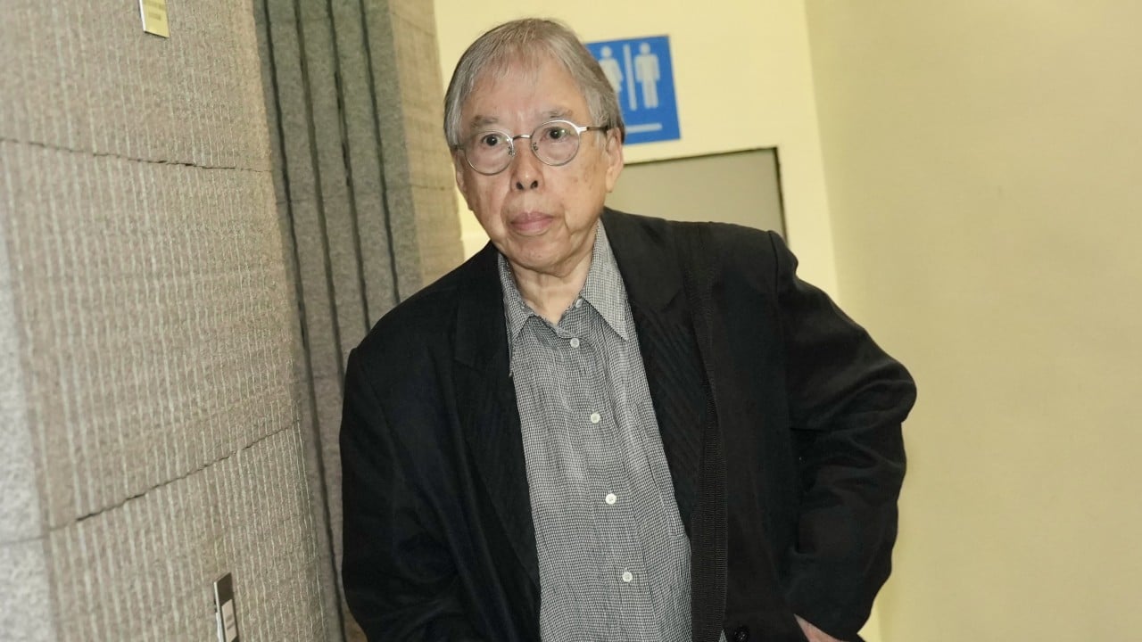 Doctor to the stars cleared over failure to record reason for using labour drug