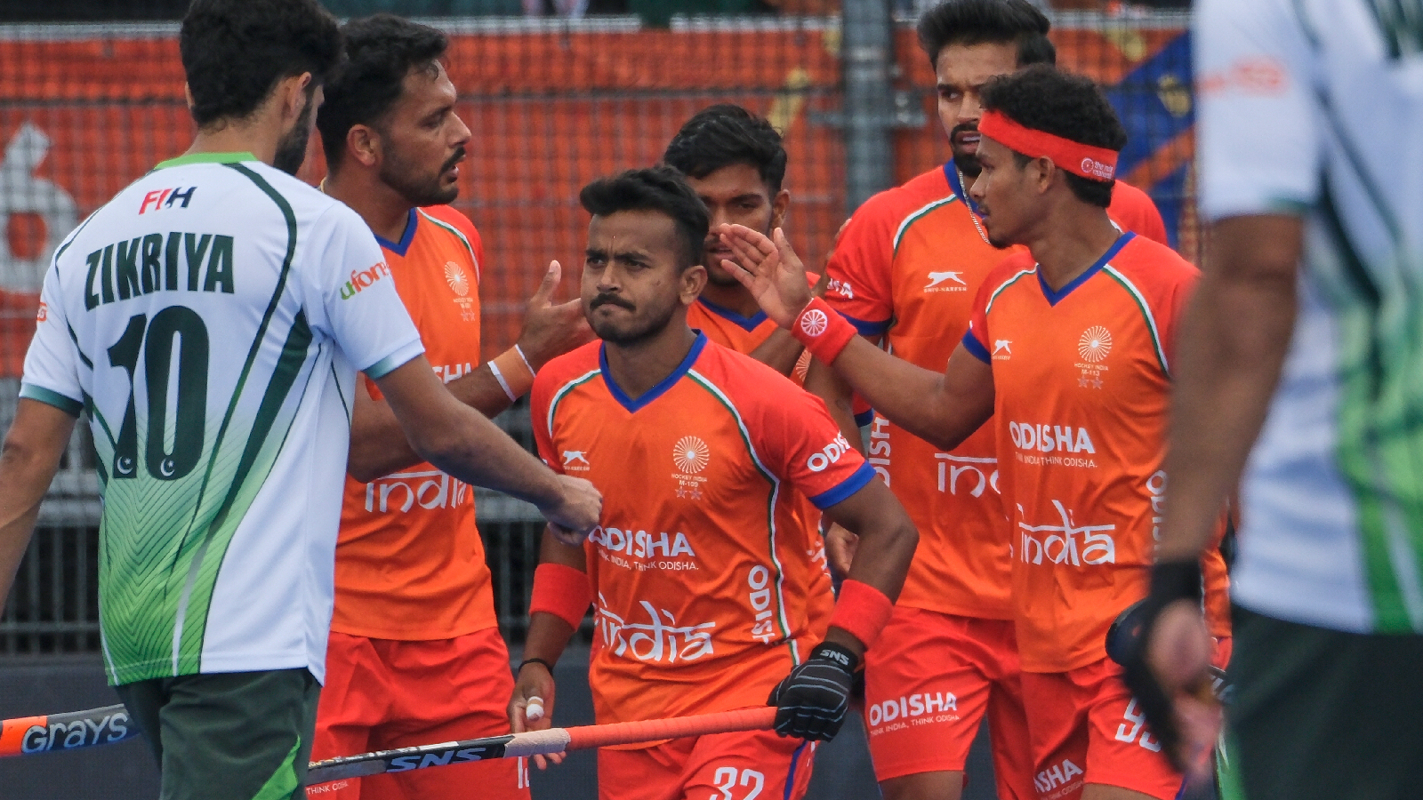 India defeat Pakistan 5-3 in Hockey World Cup match, qualify for next round