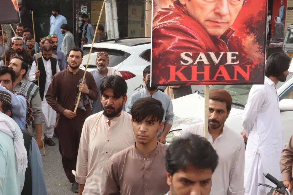 Pakistan govt challenges court order to move Khan to hospital