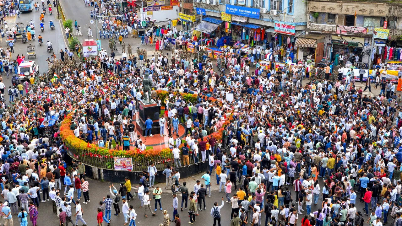 Jharkhand protests: CID arrests 5 more; students open to dialogue with Soren govt