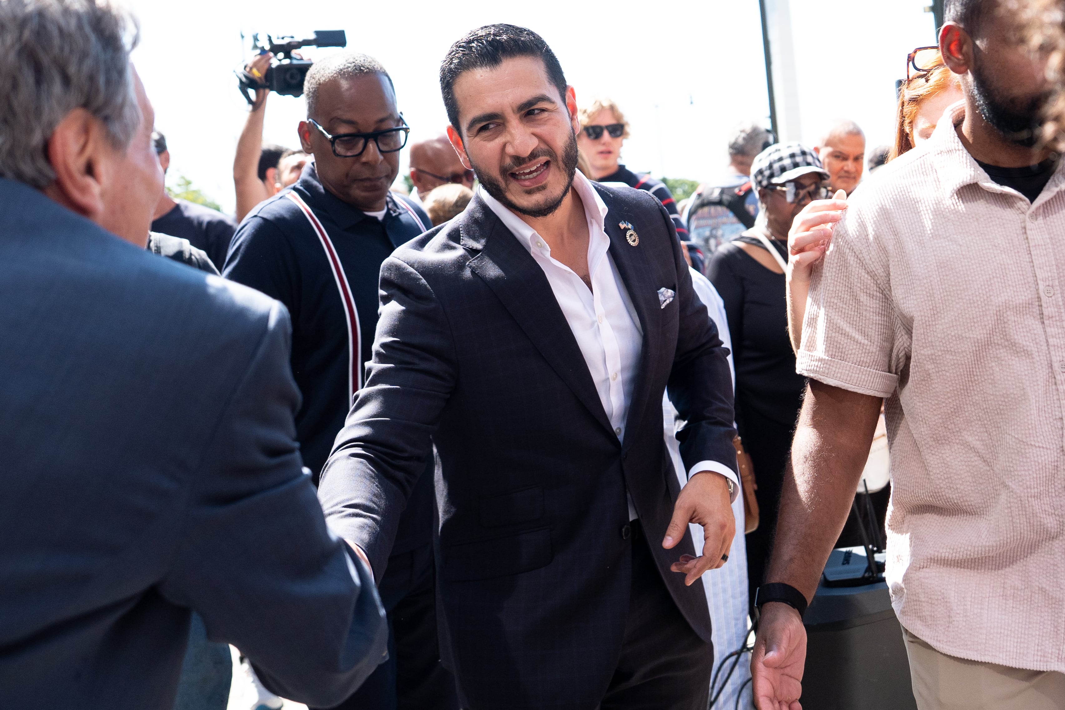 The ‘Mamdani Wave’ Spreads Across the US With Abdul El-Sayed, Who Aspires to be the First Muslim Senator