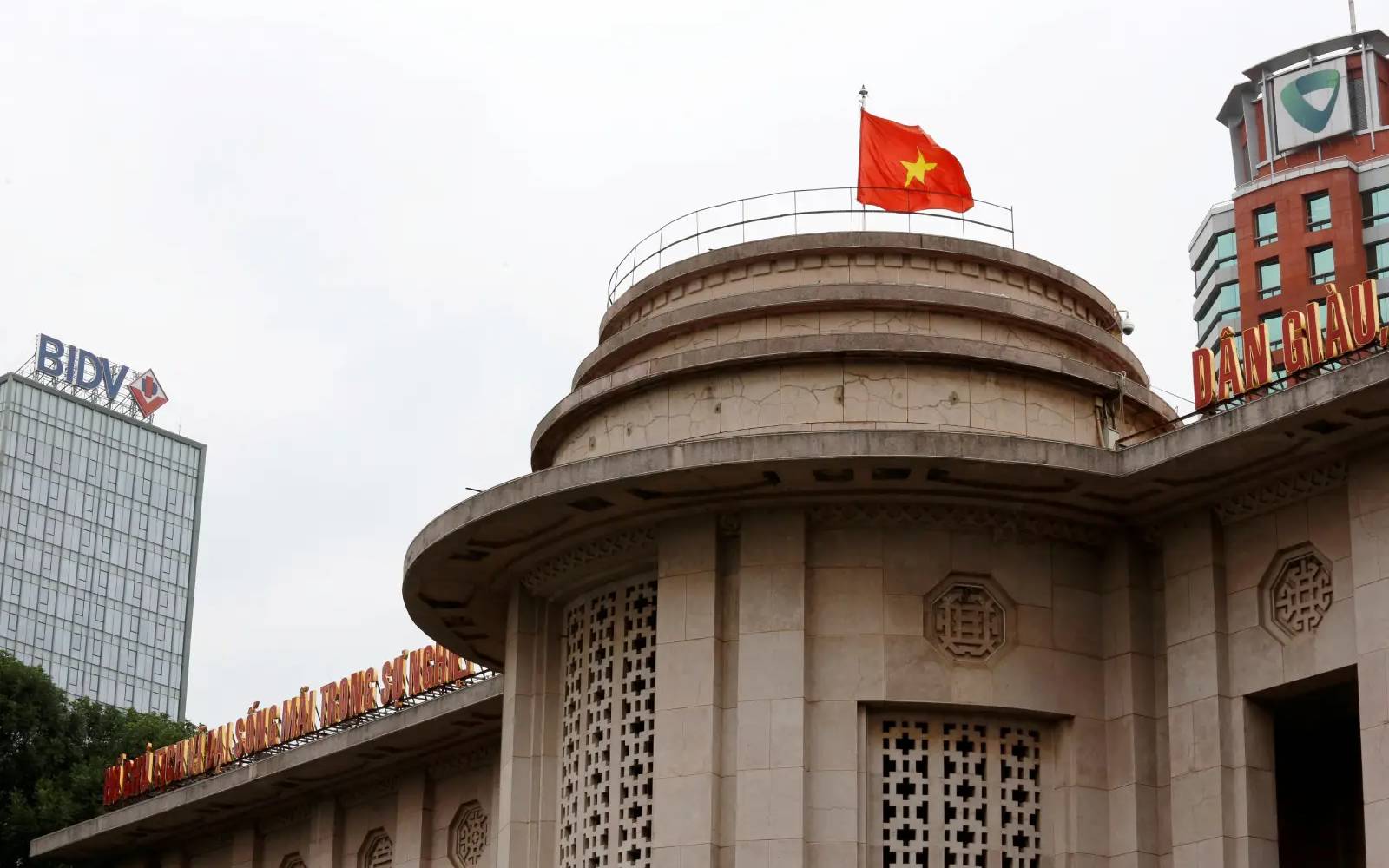Vietnam proposes ending death penalty for 6 offences