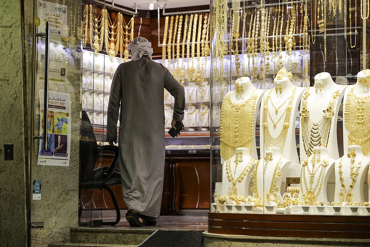 Dubai gold prices hit nearly 80-day high, 24K crosses Dh540 and 22K tops Dh500
