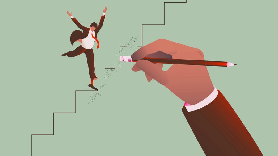 Executives: Highly qualified, successful, looking for work – Four people affected report