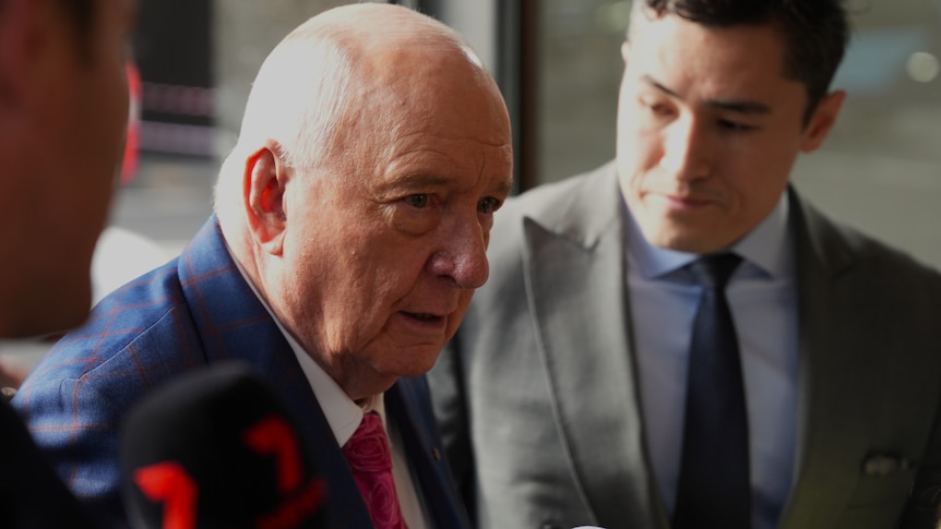 Man denies reporting Alan Jones to police in order to 'get money'