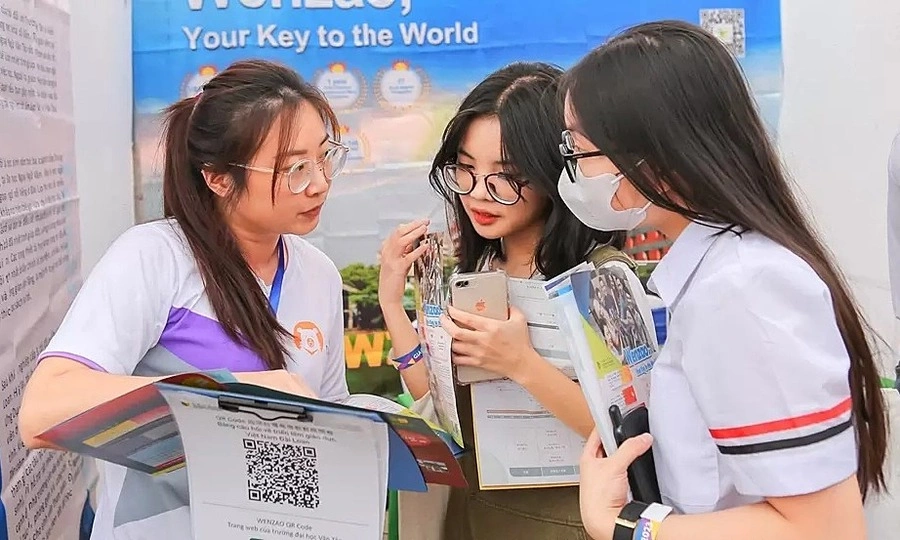 Vietnamese students denied Taiwan visas as graduation paperwork rules change