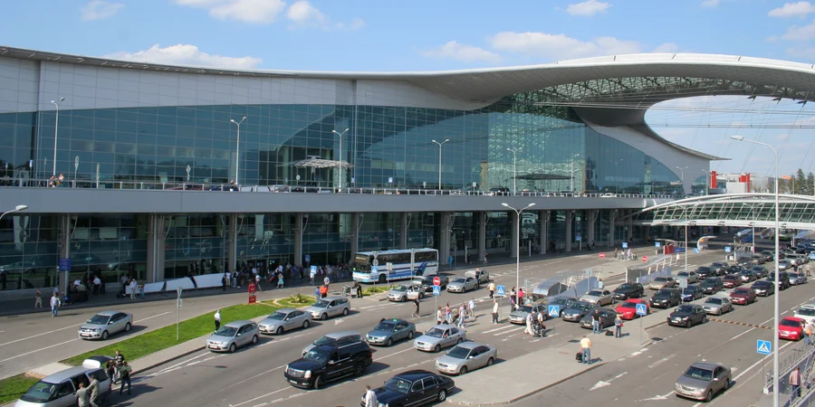 Russians switch from flights to trains amid drone attack threats