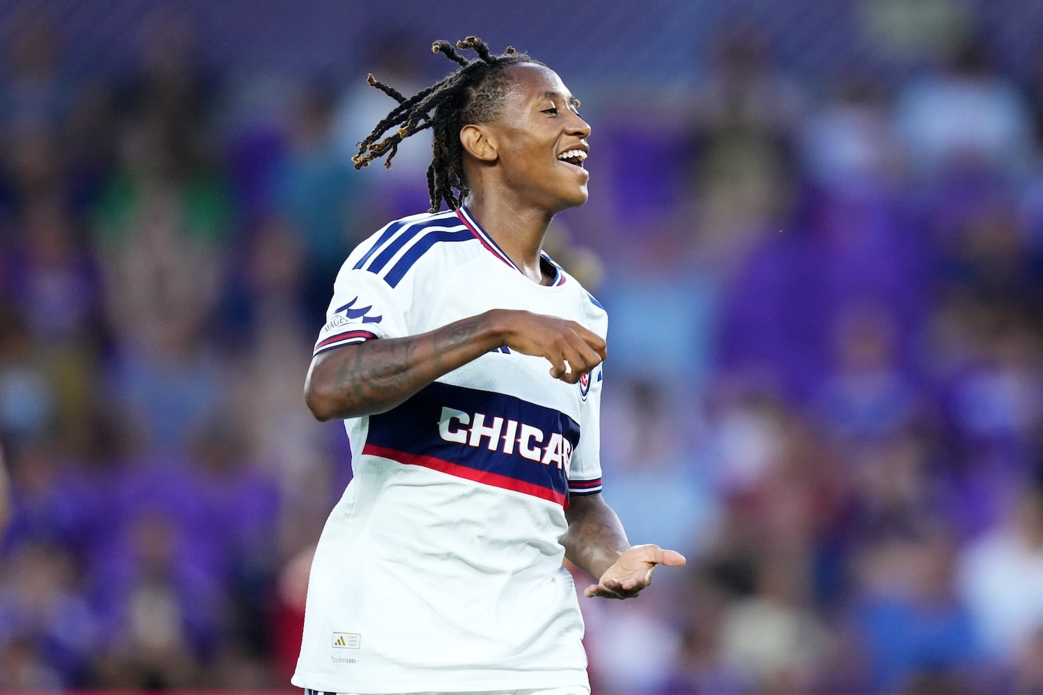 On-fire Dithejane learning from legend Lewandowski in Chicago