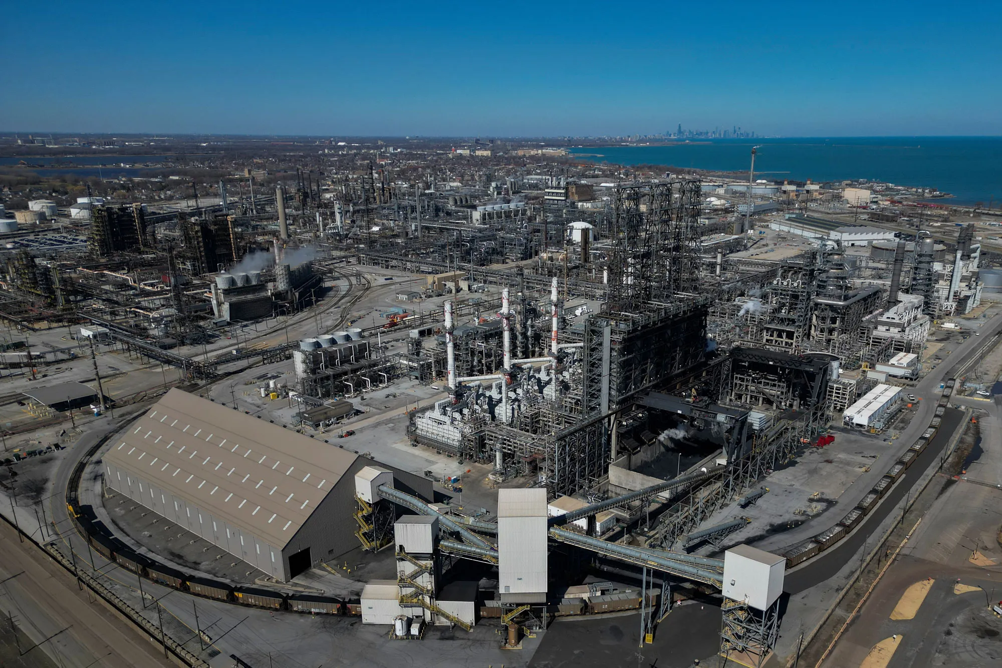 Inside the nearly 5-month labor lockout at an Indiana refinery