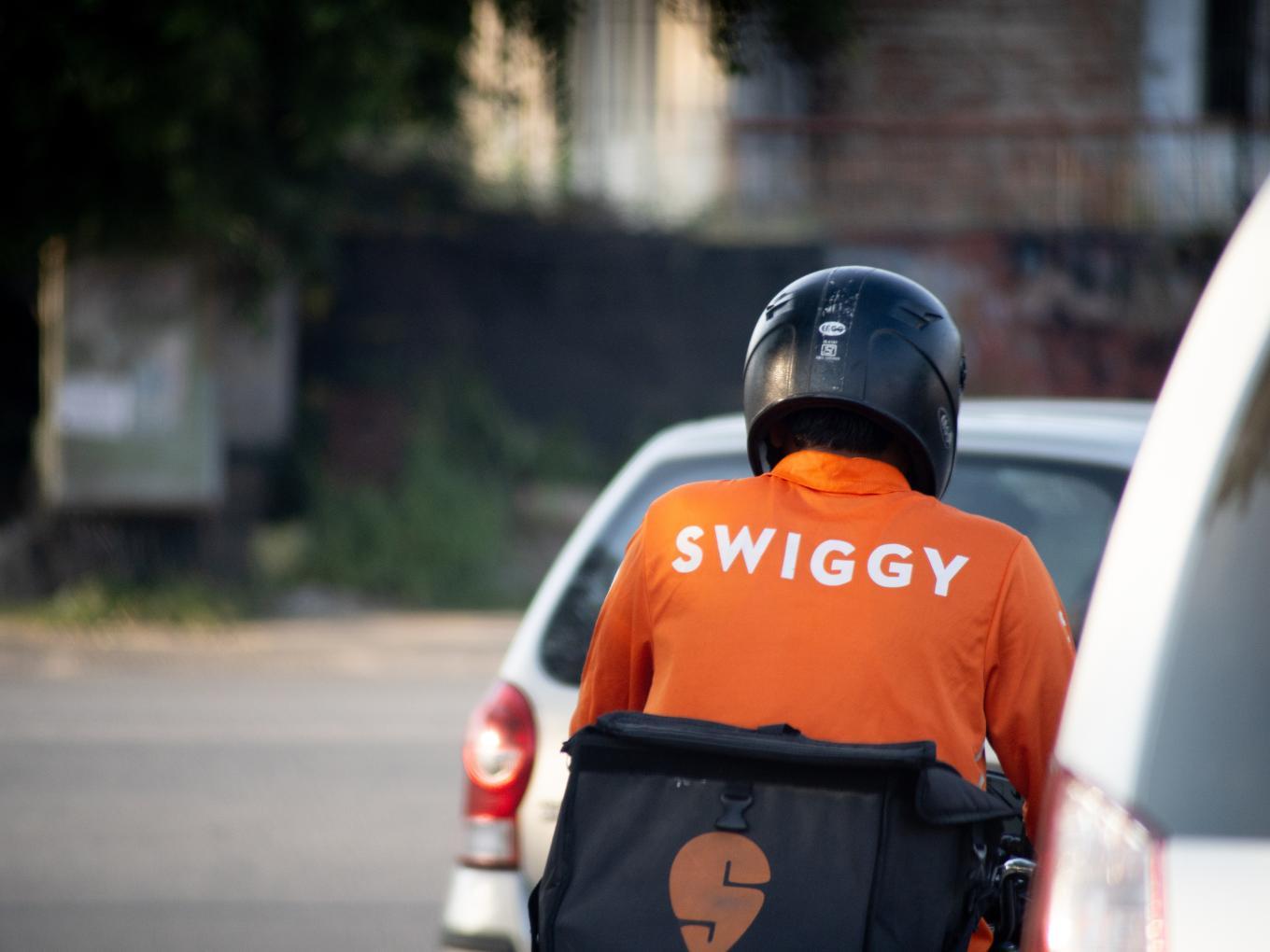 Swiggy Bets On Toing, Instamart To Achieve ₹10,000 Cr Adjusted EBITDA By FY31