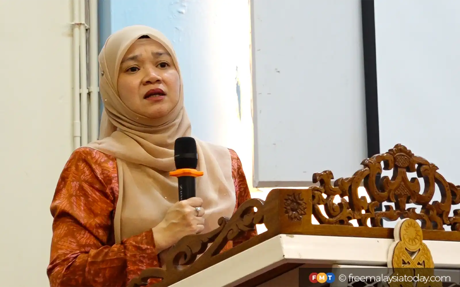 Education authorities ordered to expedite probe into teen’s death