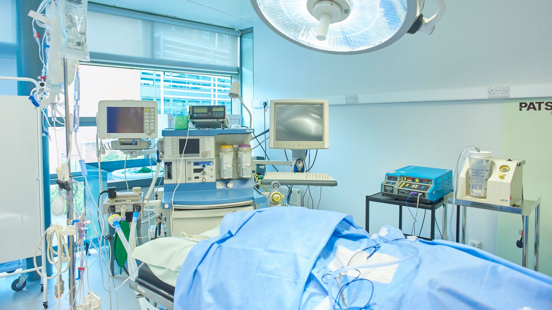 'Serious injuries and avoidable deaths' resulting from lax laws around cosmetic surgery, doctors warn