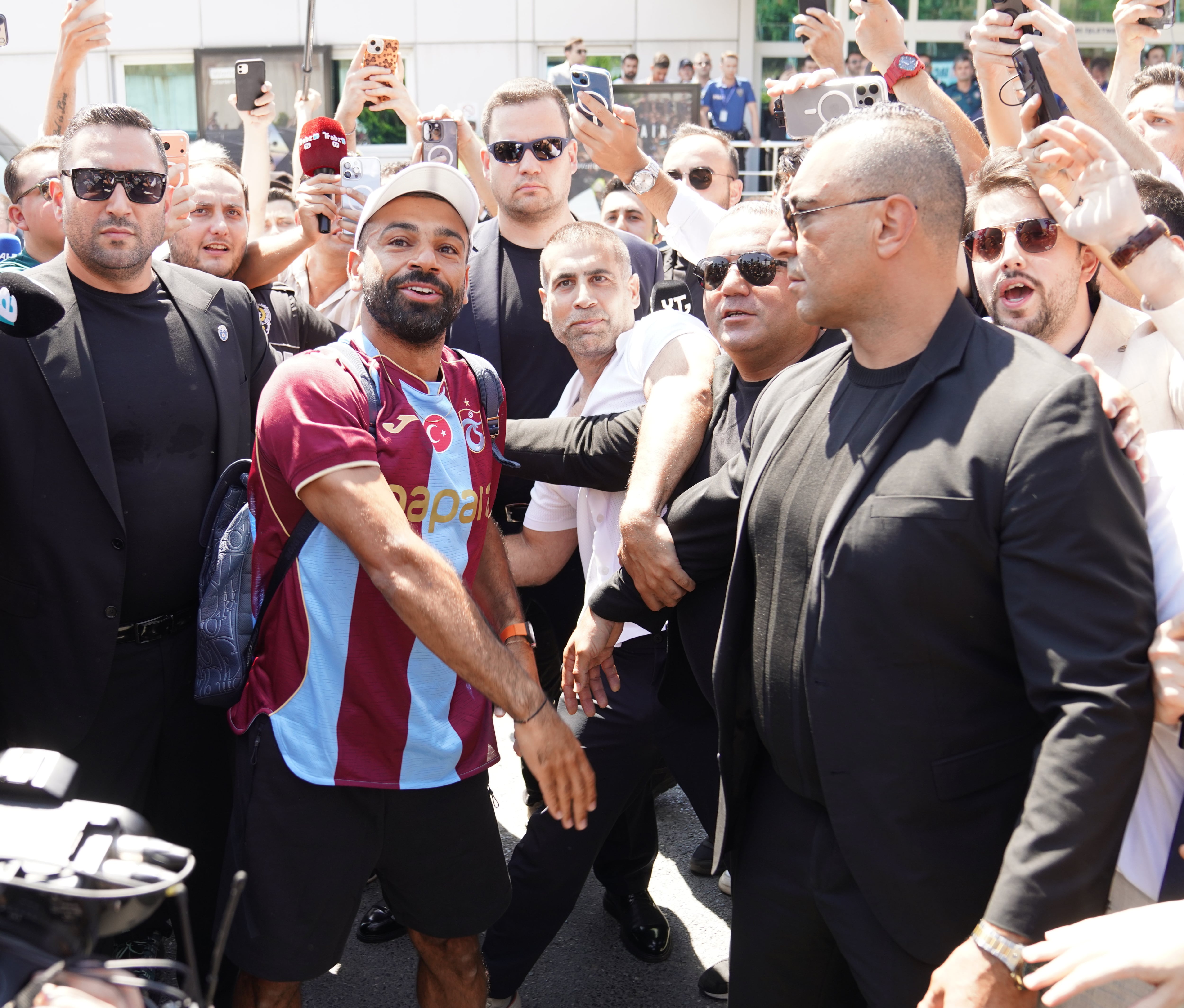 Egyptians try to make sense of Mohamed Salah's transfer to Trabzonspor