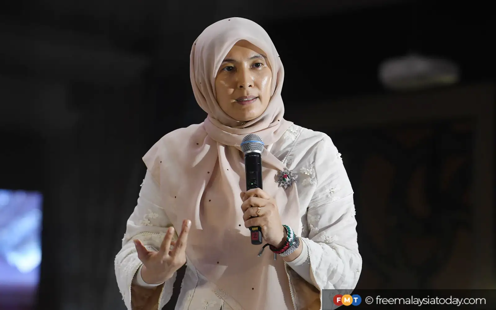 Nurul Izzah cuti sementara tugas timbalan presiden PKR
