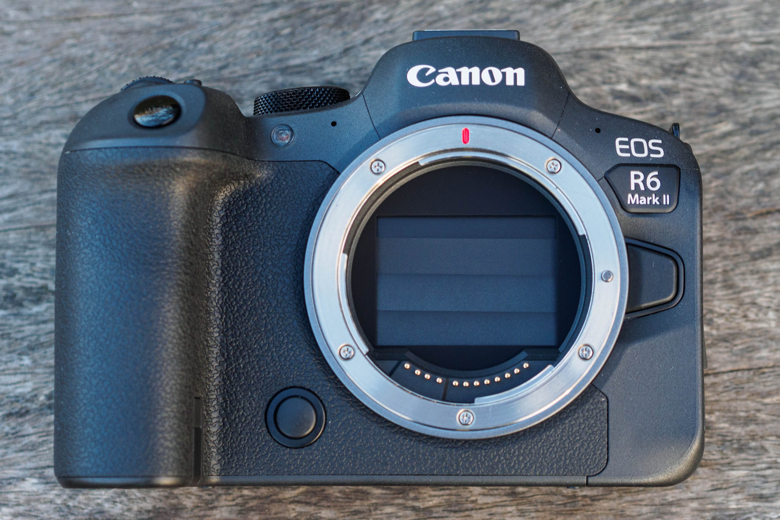 This “impressive all-rounder” is now available in a great bundle deal – no wonder it’s Amazon’s best-selling full-frame camera!