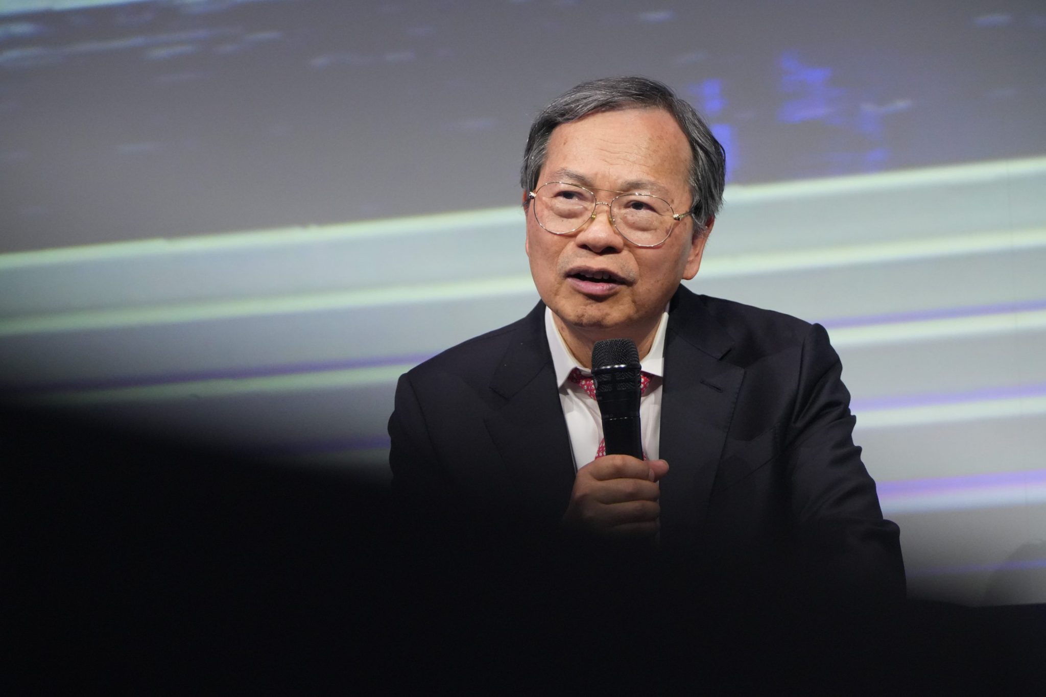 Supermicro investigation clears CEO in alleged $2.5 billion smuggling scheme while a criminal trial involving a cofounder is set for next year