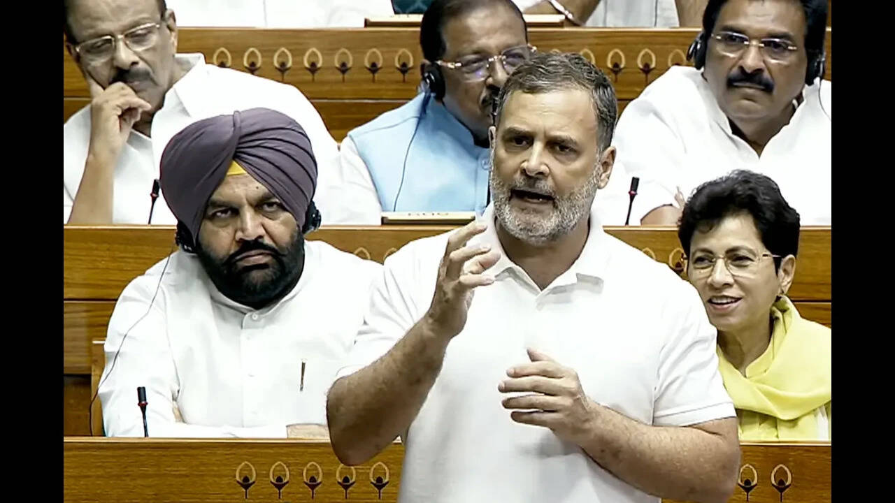 'Every govt should listen to students': Rahul's first remarks on Jharkhand protests