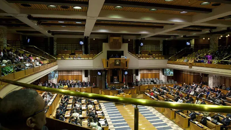 Serving the government is not the same as serving the party