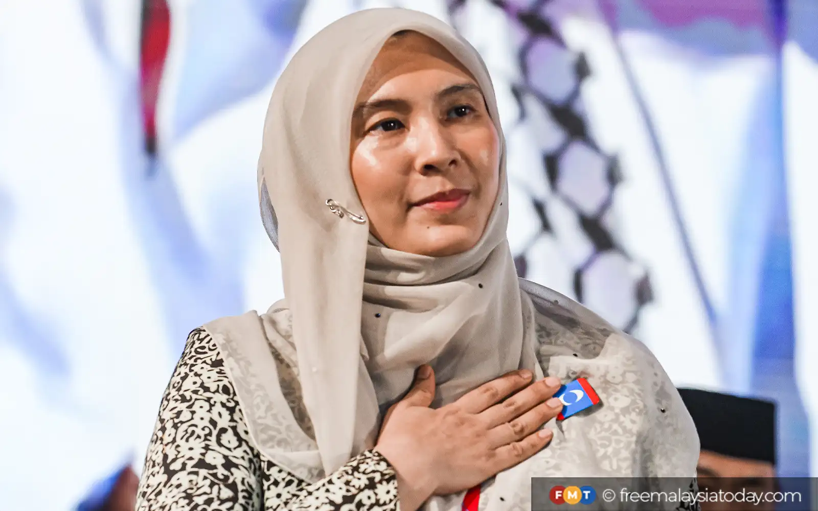 Nurul Izzah says stepping down as PKR No 2 to pursue further studies