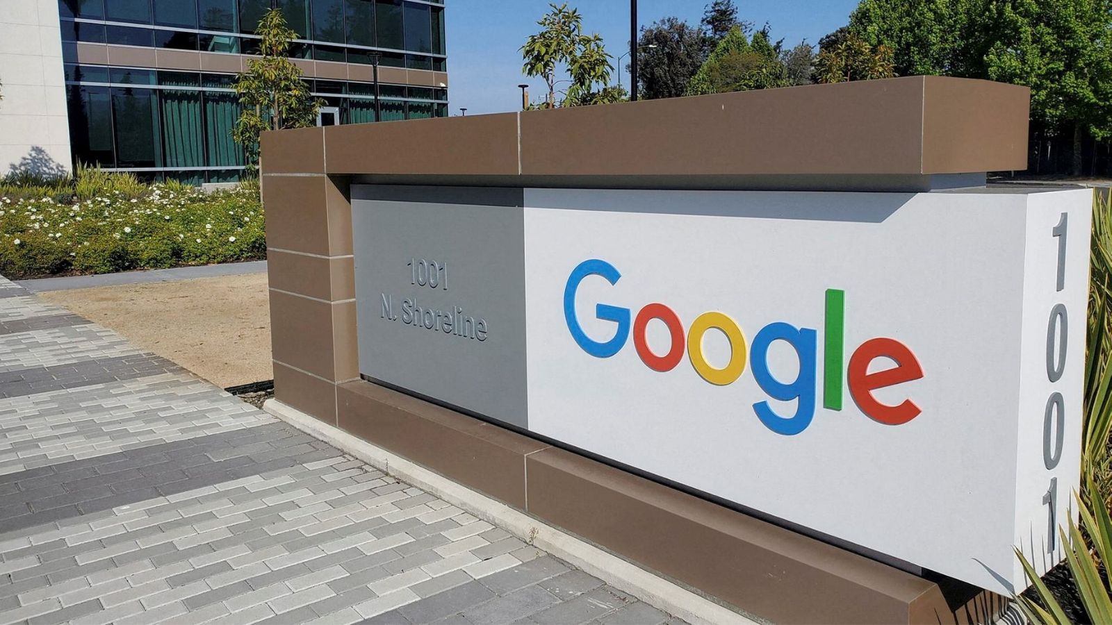 Ex-Google engineer’s conviction for stealing AI secrets partially overturned