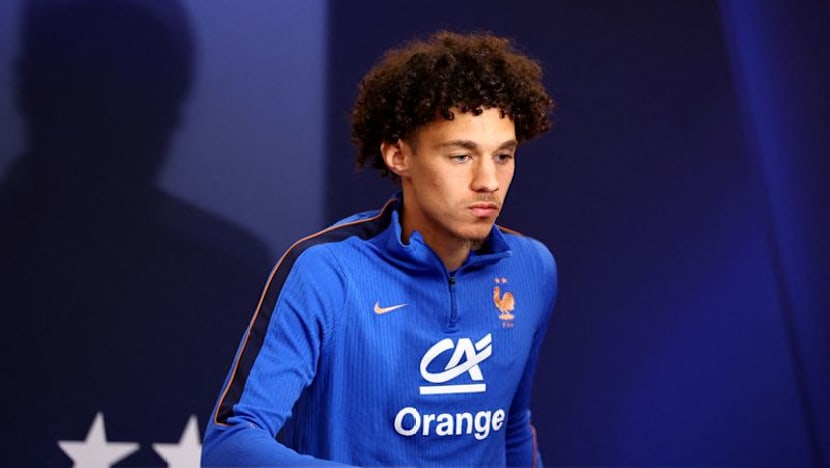 PSG sign France midfielder Akliouche from Monaco