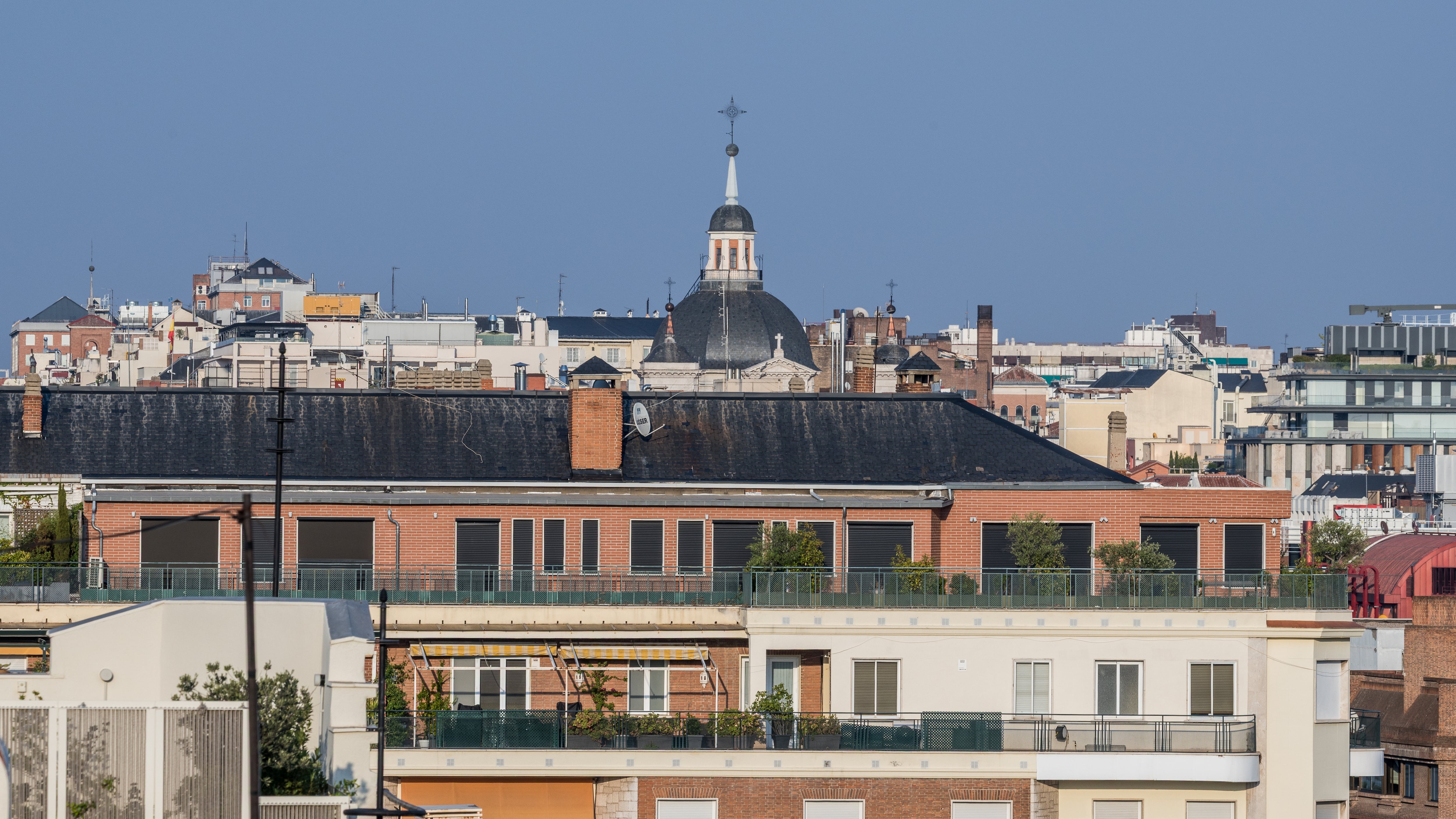 The luxury attic that the Ayuso Government bought could also not be used as an official residence