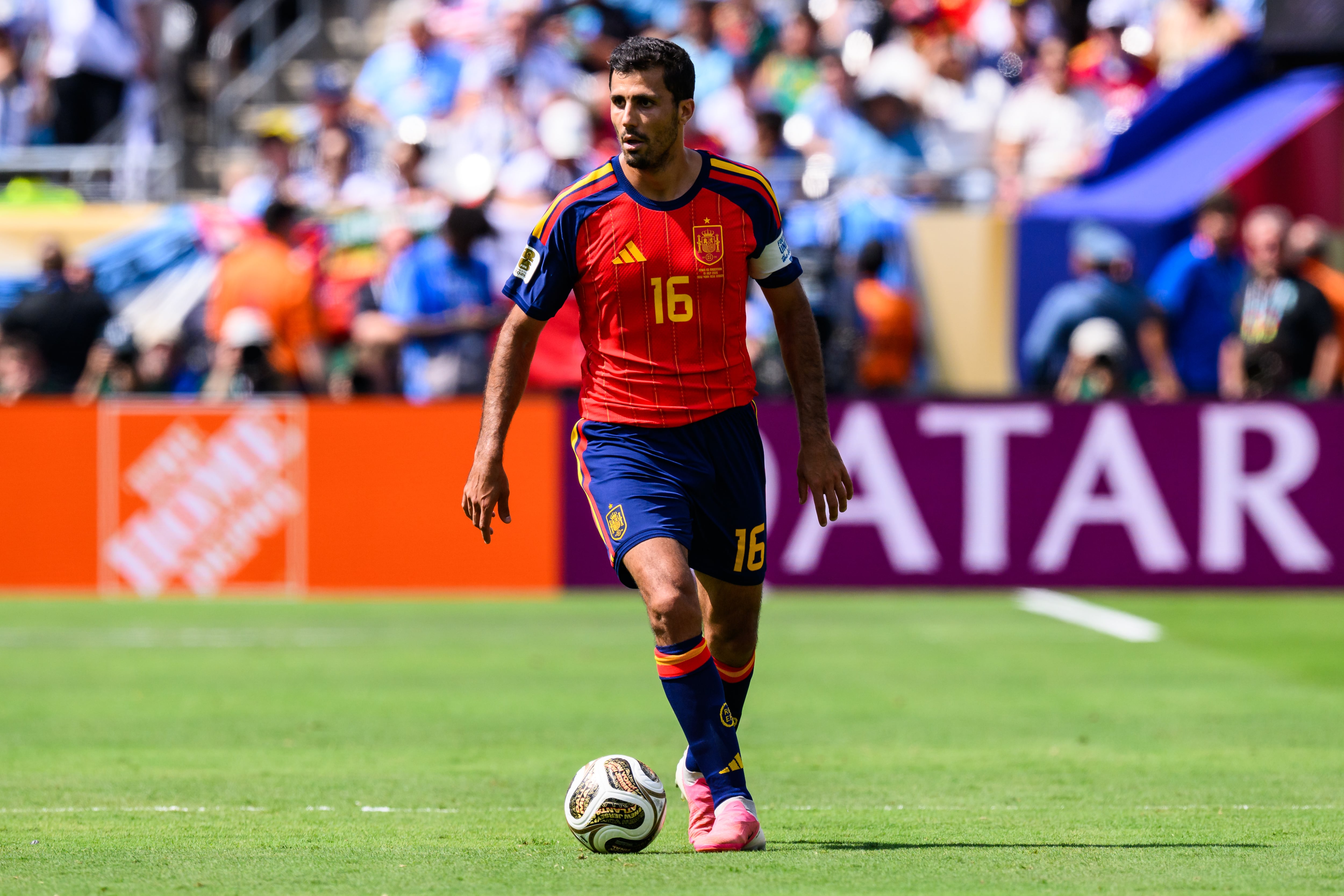 Barcelona is entering the bidding to sign Rodri