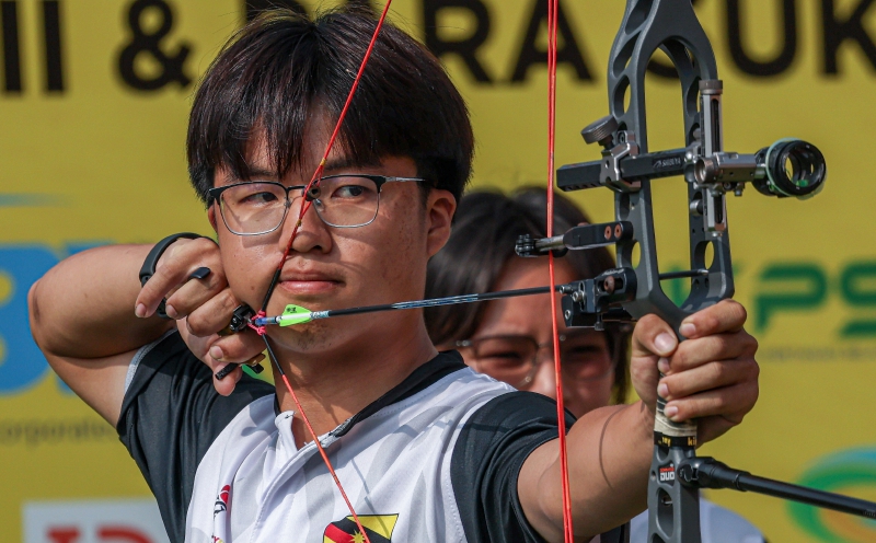 Coachless UM student Eason hits bullseye for Sukma gold