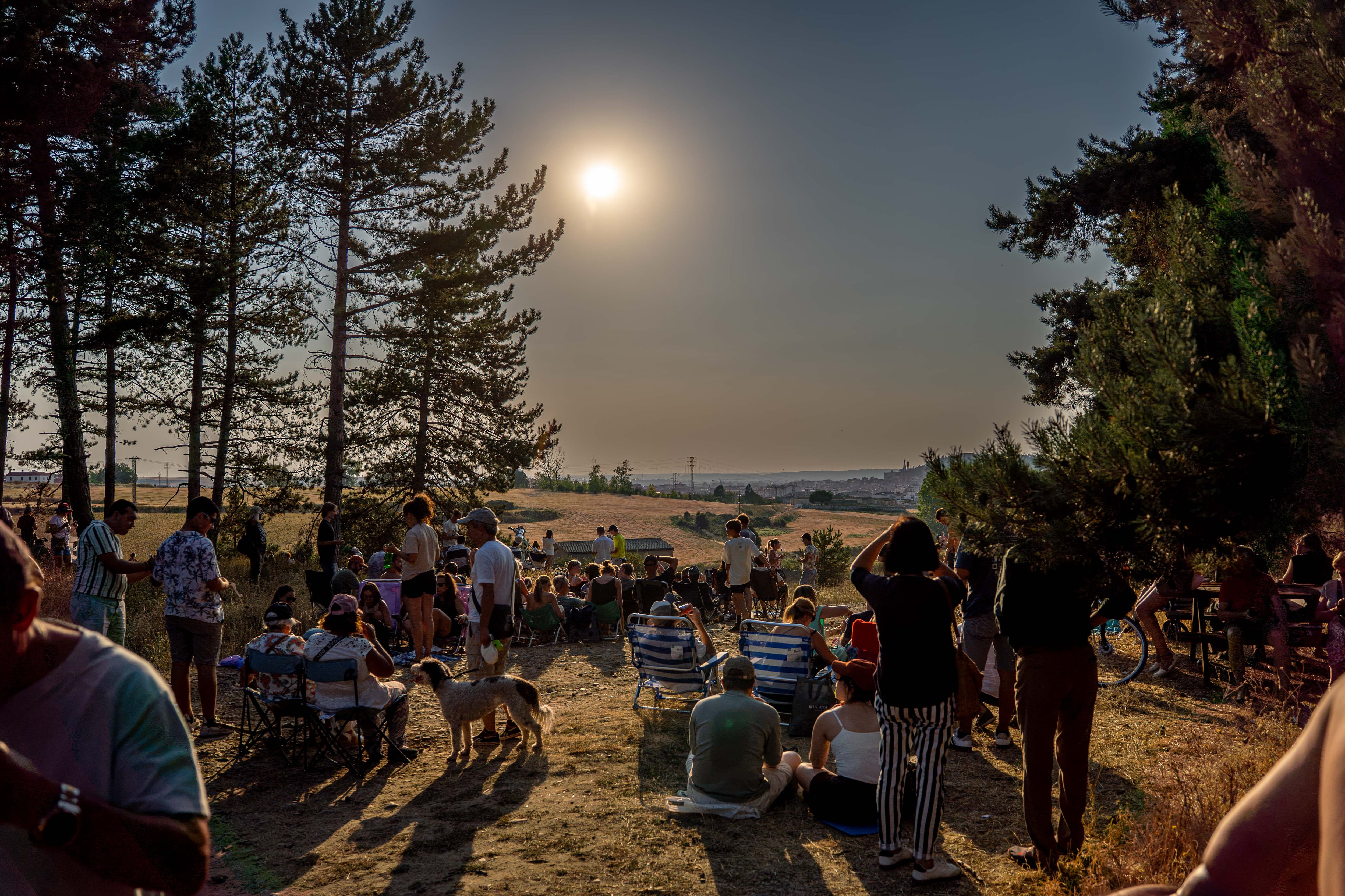 Los turistas extranjeros dispararon el gasto en las provincias donde mejor se vio el eclipse