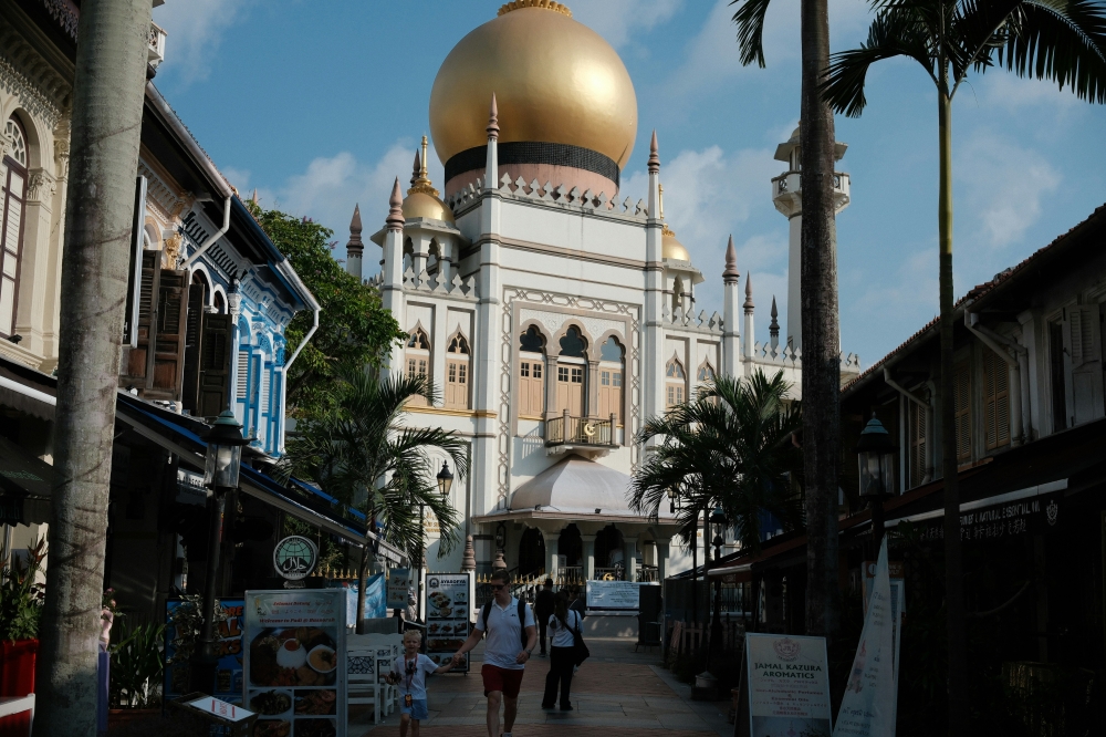 Singapore shortens Friday sermons as mercury threatens to hit 35°C