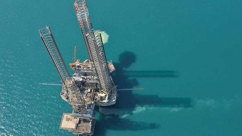 Hope Fades, Traders Brace for Extended Oil, LNG Squeeze
