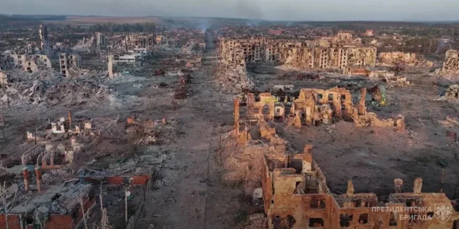 Russian forces launch relentless border incursions to seize northern town of Vovchansk