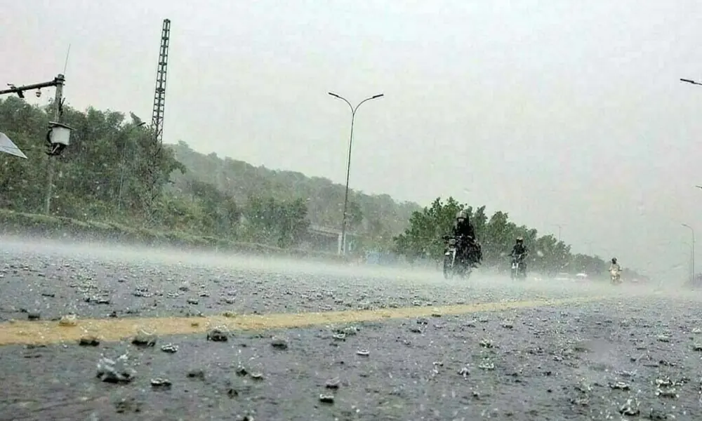 PMD forecasts downpours across upper, central regions over weekend