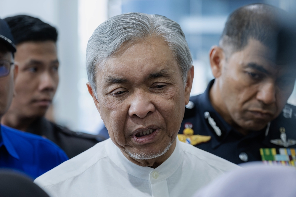 Zahid urges Malaysian bikers abroad to obey host laws after Hat Yai summons row