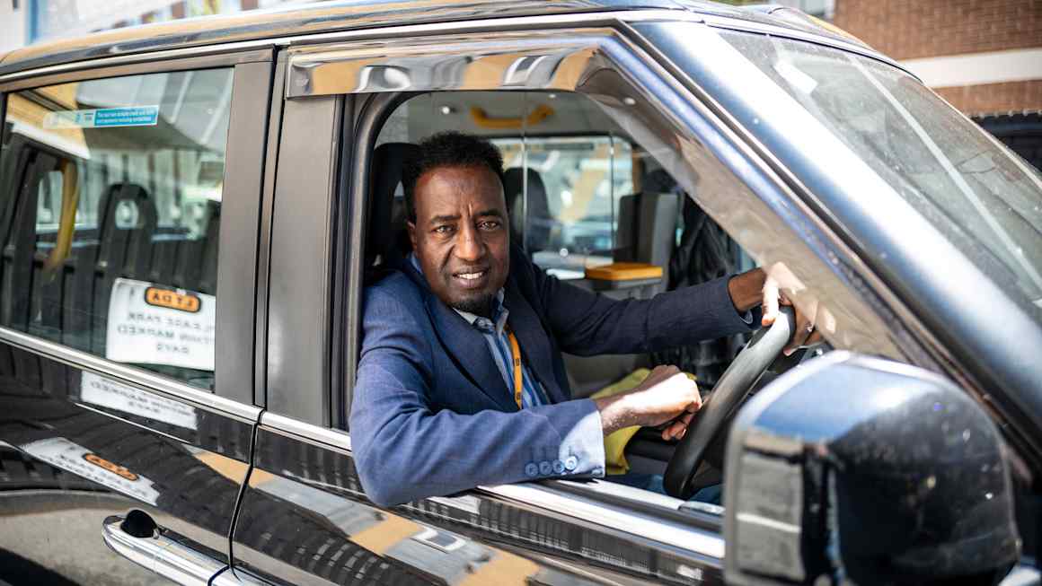 London cabbies plot ‘skulduggery’ to take on robotaxis