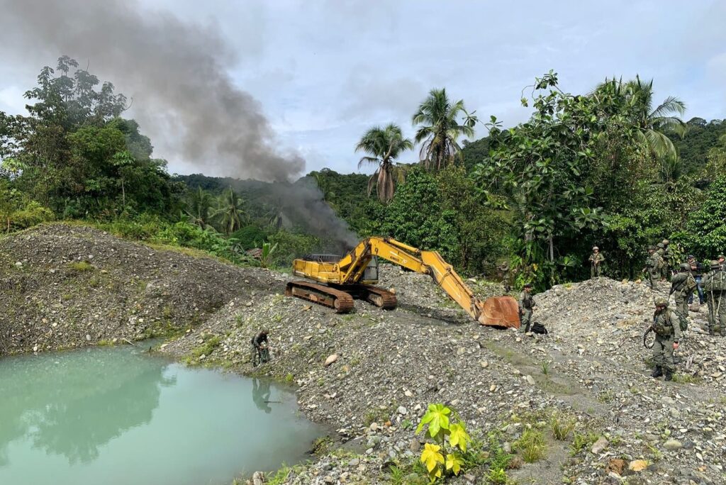 New Tragedy at Illegal Mine in Colombia Leaves 13 Dead