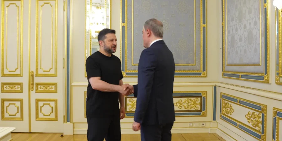Zelenskyy, Azerbaijan FM discuss defense, energy ties