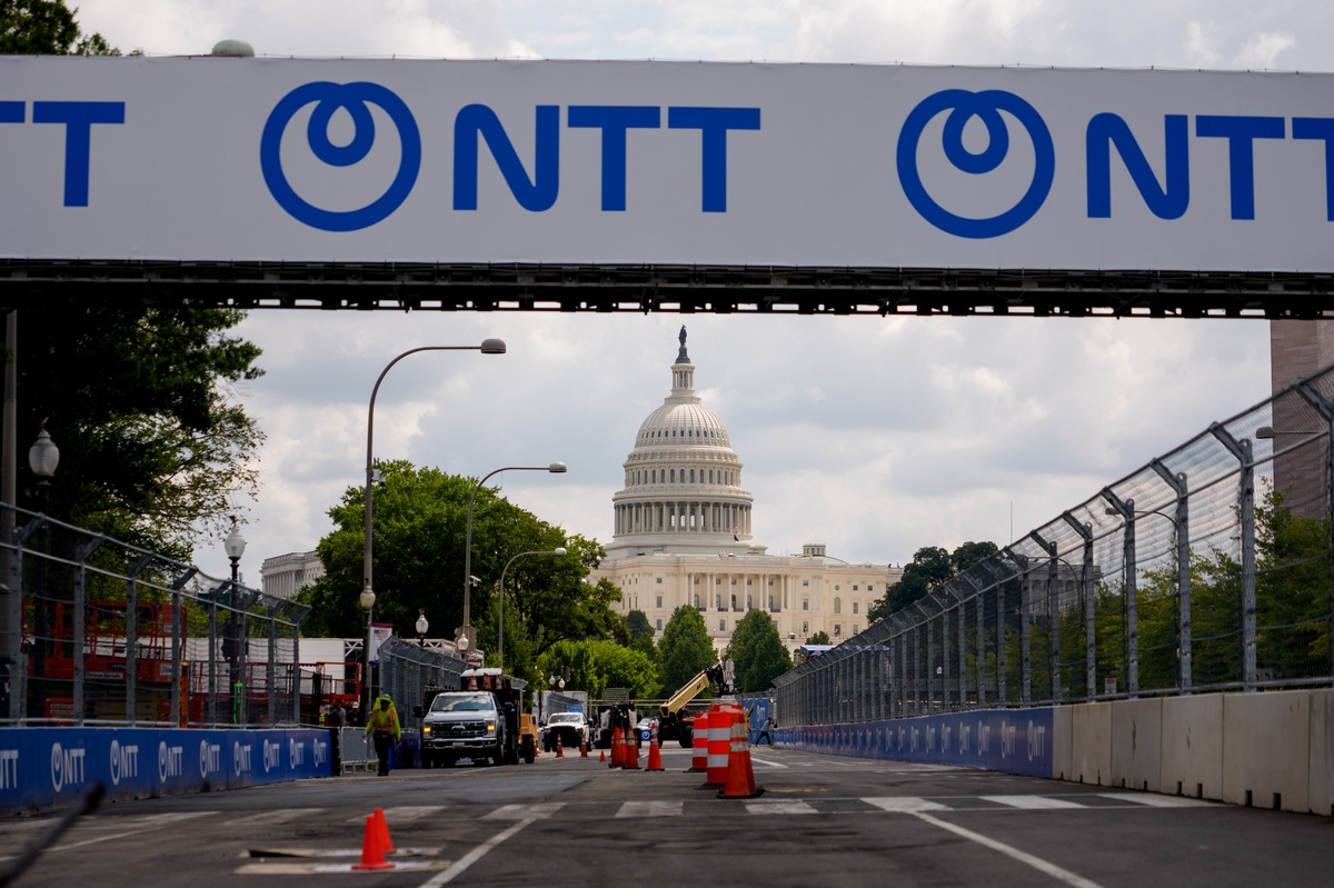 Inside IndyCar’s Washington, D.C. race: 288,000 ticket requests and a 13-person team
