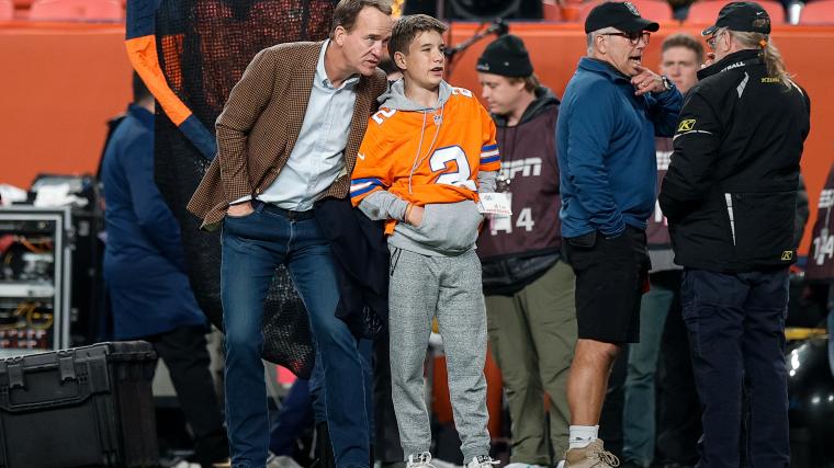 Peyton Manning's son Marshall Manning makes varsity debut at Baylor School