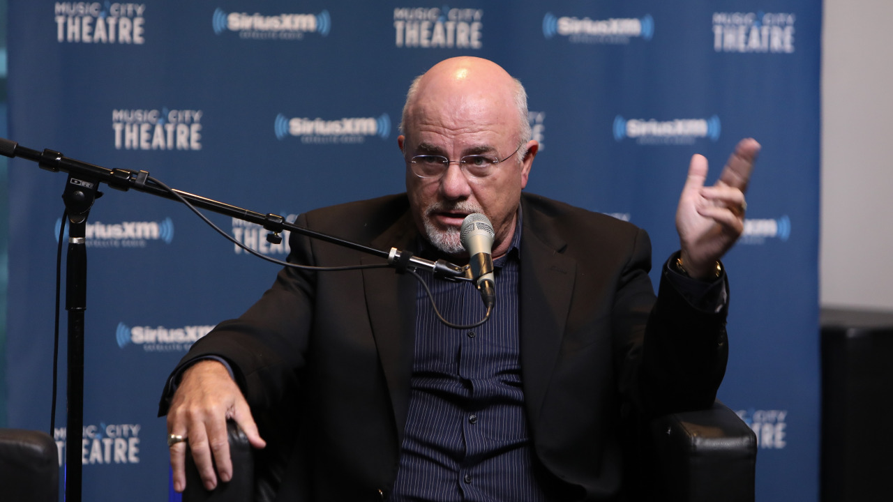 Dave Ramsey exposes the one group of Americans who score big by filing Social Security at 62 — is this you?